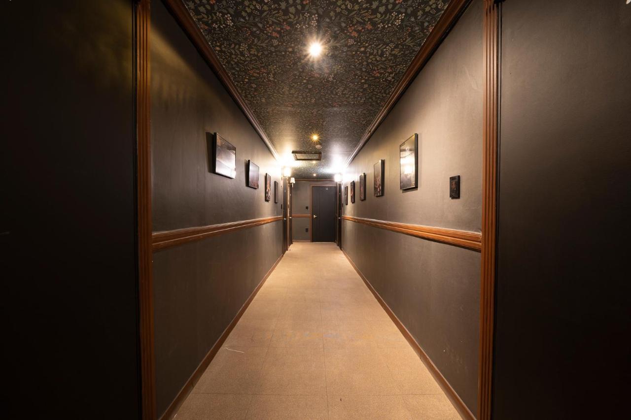 Shourin Hotel Cheonan By Aank Exteriör bild